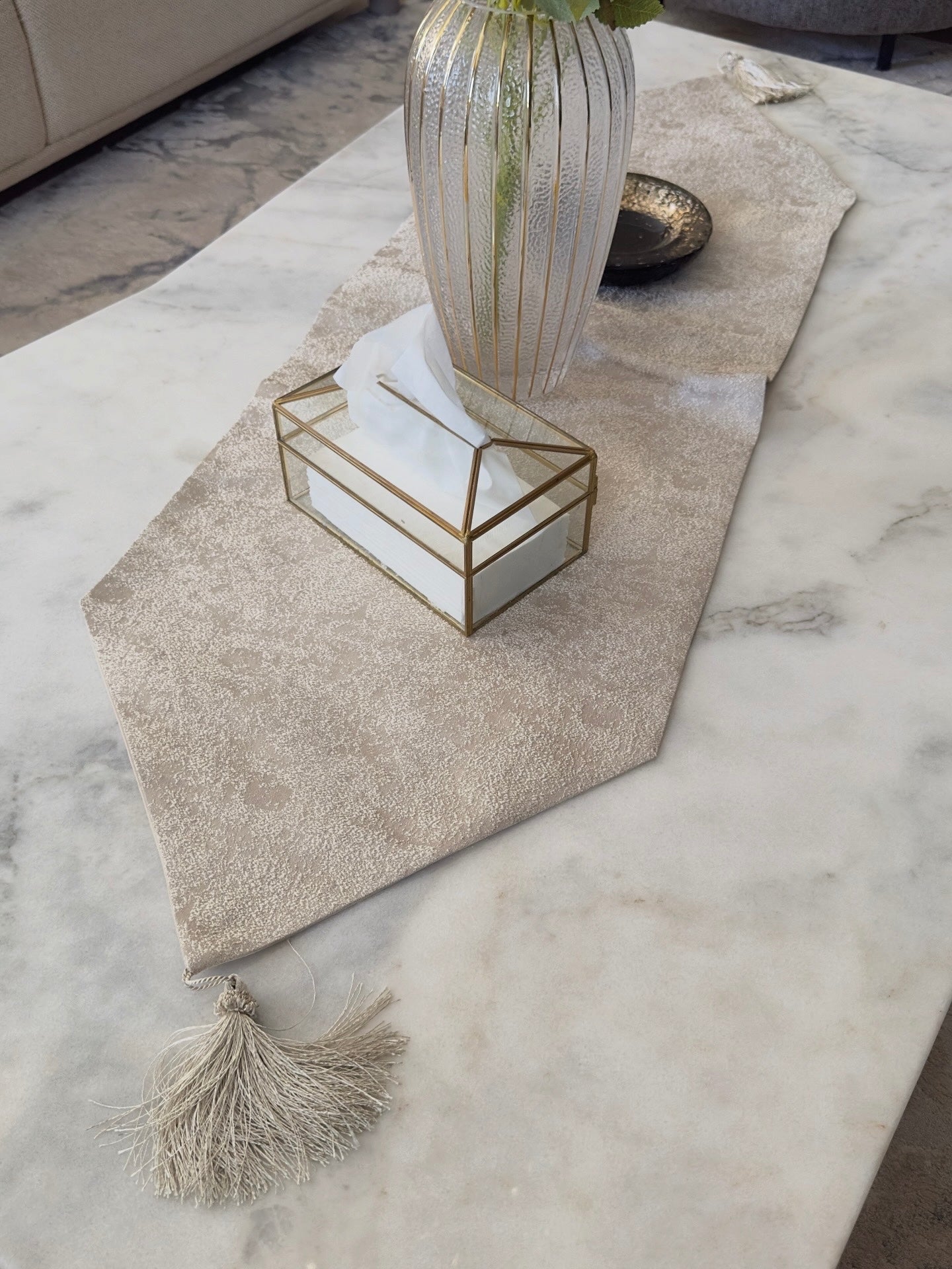 Light cafe airbrush runner