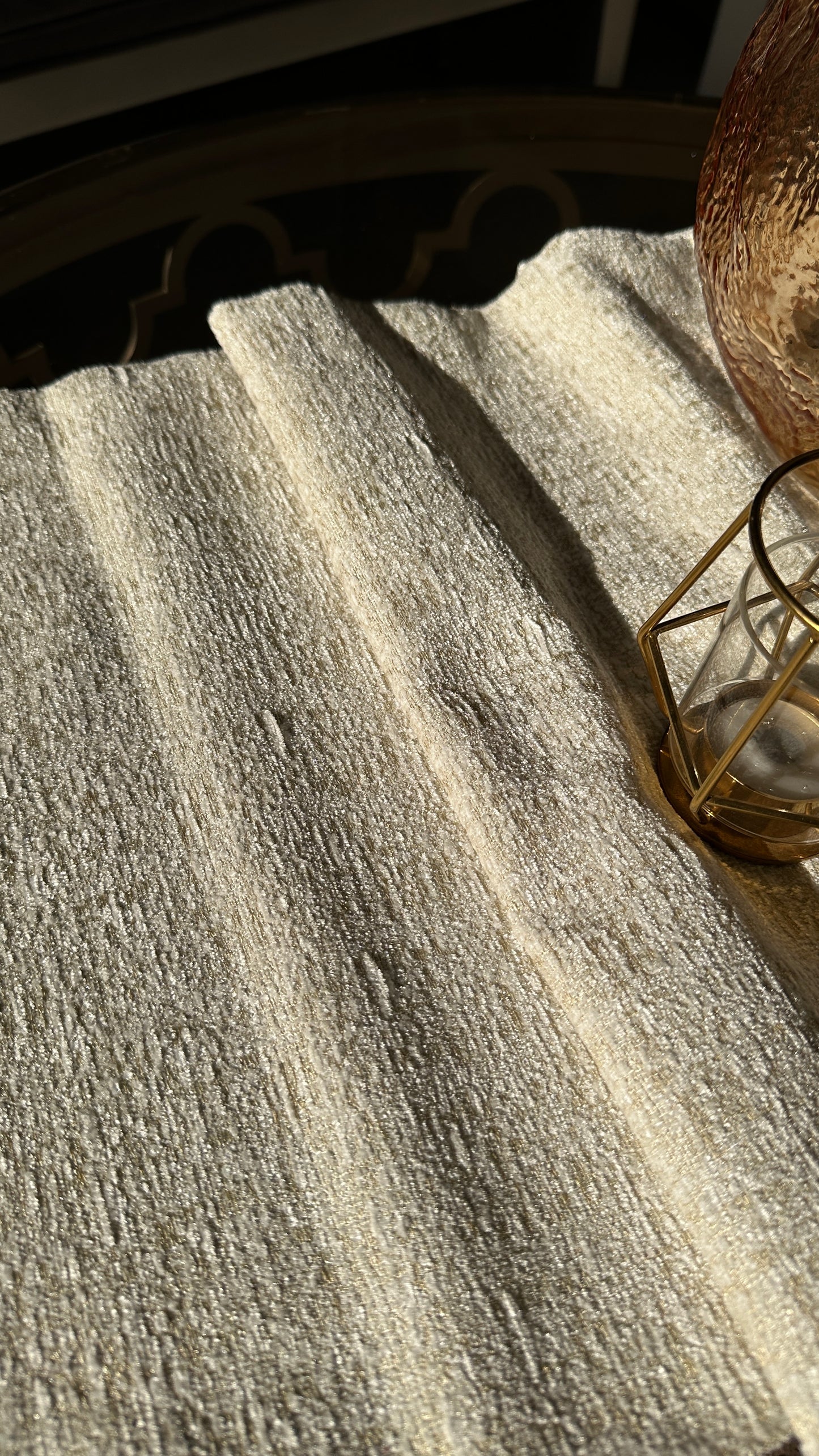 Offwhite&gold runner