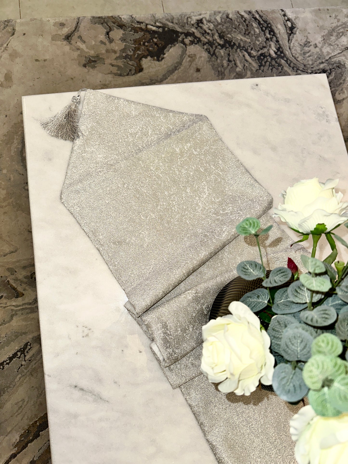 Polkadot Silver runner