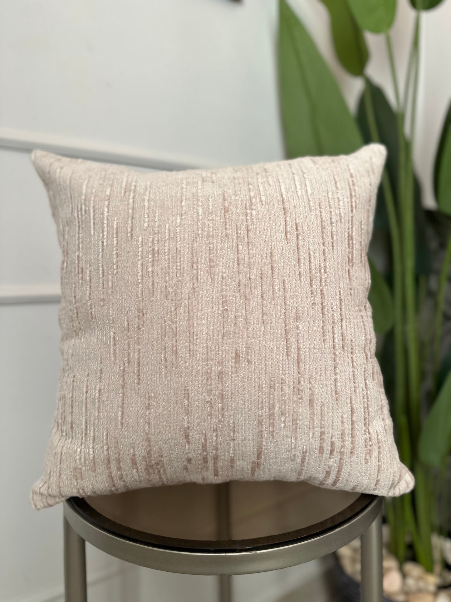 Creamy Dune Cushion Cover